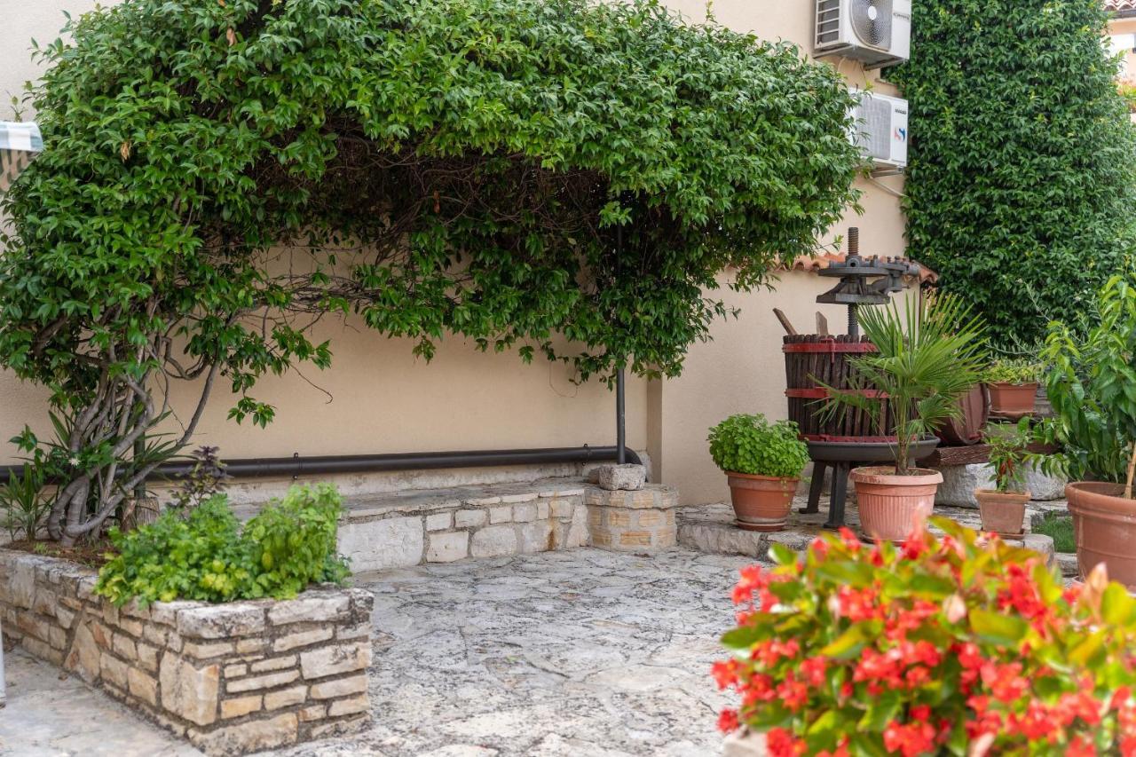 Alda-App Appartement Funtana Buitenkant foto