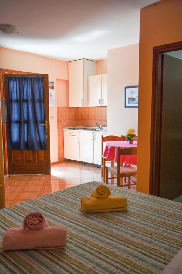 Alda-App Appartement Funtana Buitenkant foto