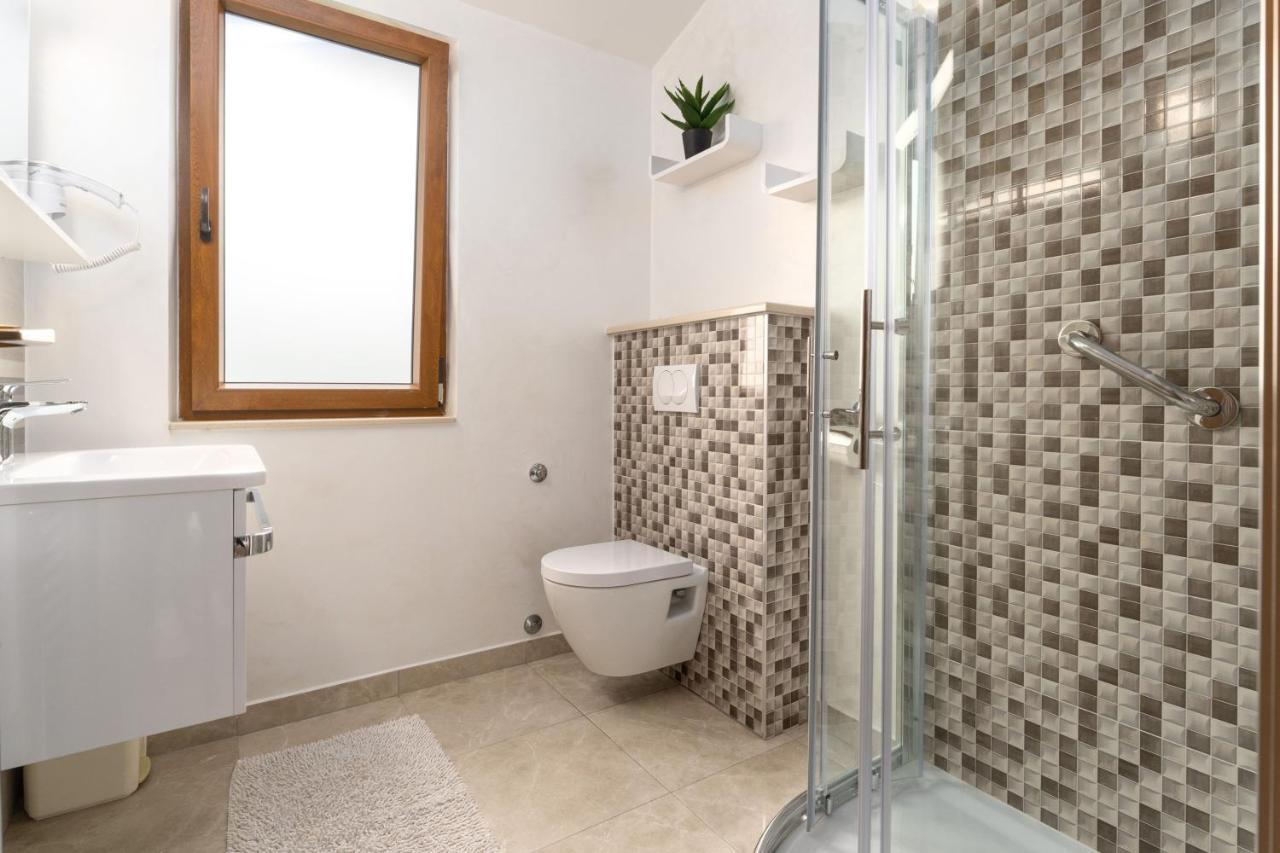 Alda-App Appartement Funtana Buitenkant foto