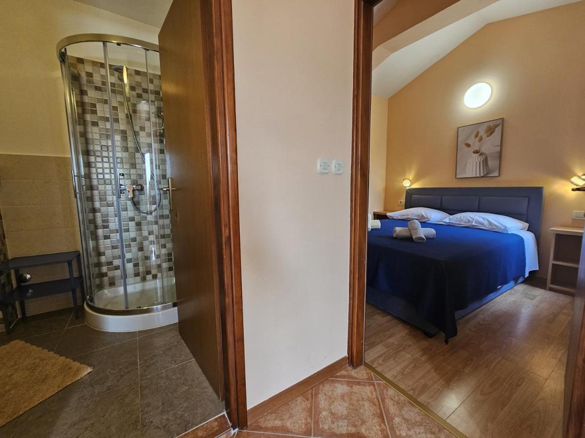 Alda-App Appartement Funtana Buitenkant foto